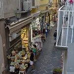 Maya Old Town Daire Sorrento